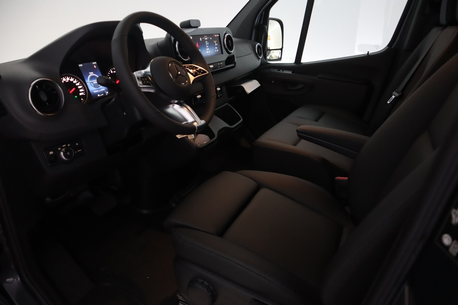 heti ajoon Mercedes-Benz Sprinter
