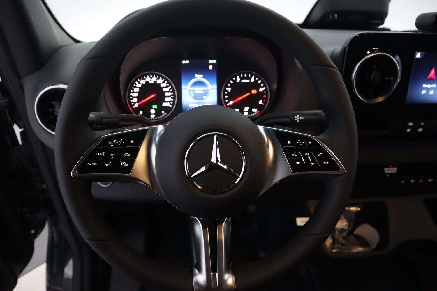 heti ajoon Mercedes-Benz Sprinter