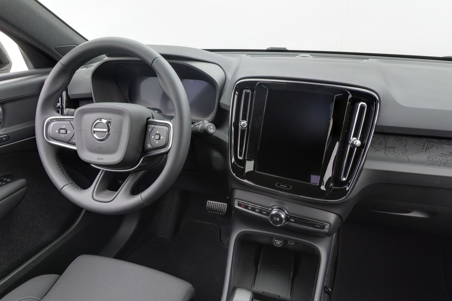 heti ajoon Volvo EX40