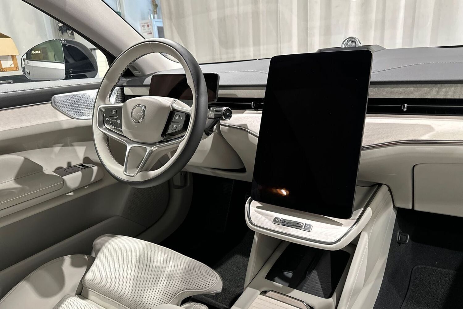 heti ajoon Volvo ES90