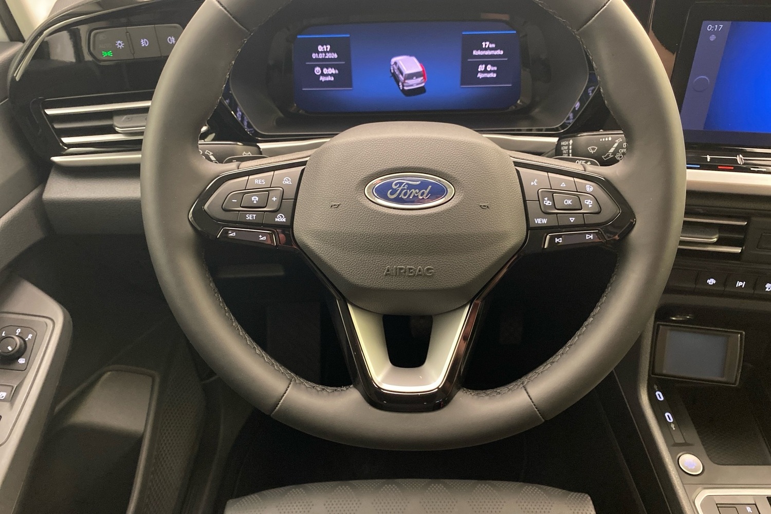 heti ajoon Ford Grand Tourneo Connect