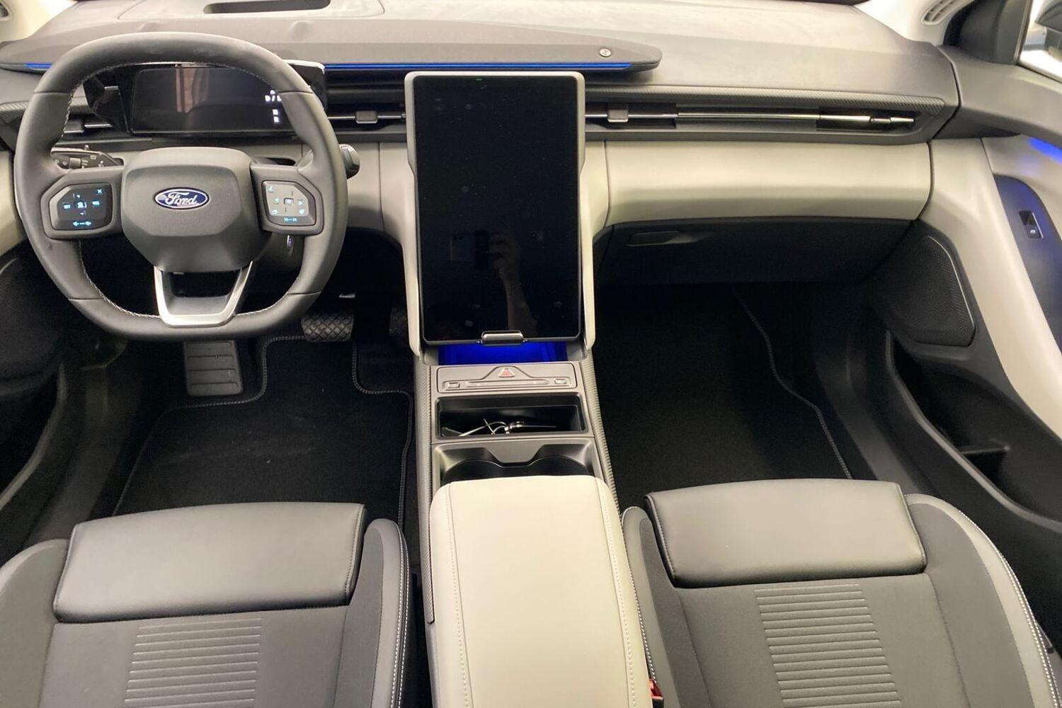 heti ajoon Ford USA Explorer