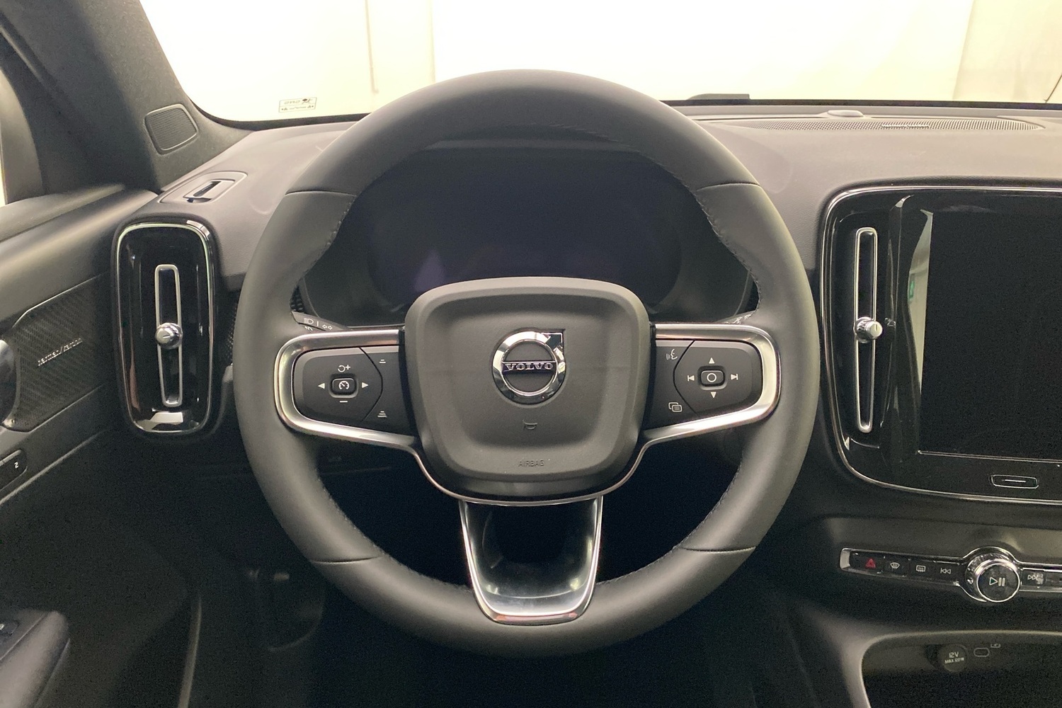 heti ajoon Volvo EX40