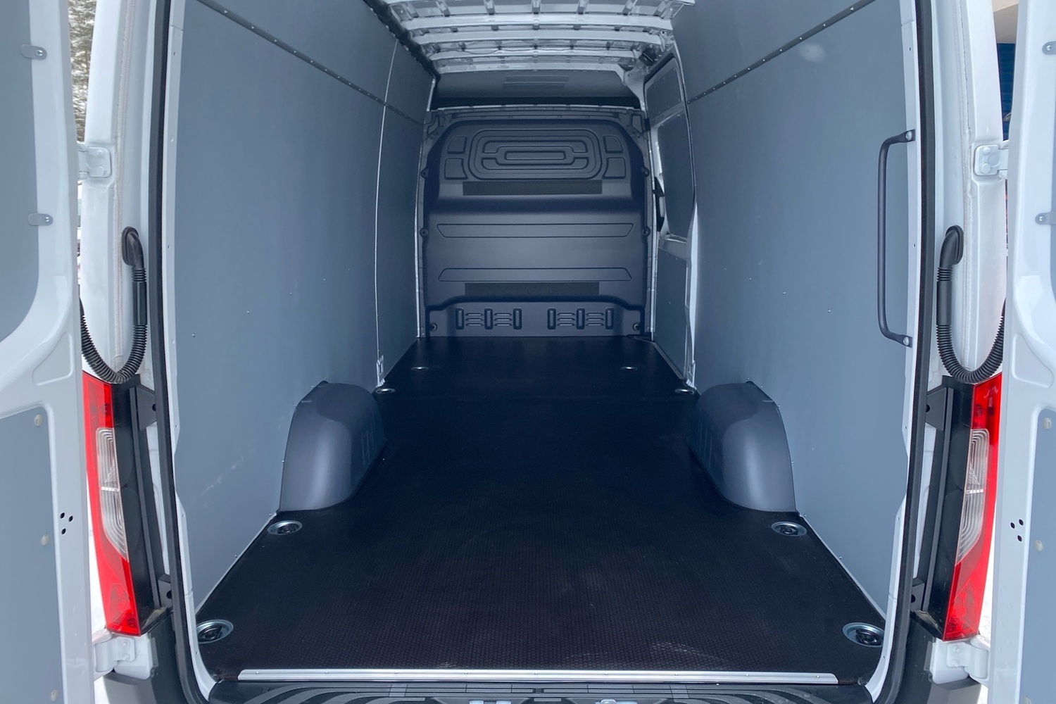 heti ajoon Mercedes-Benz Sprinter