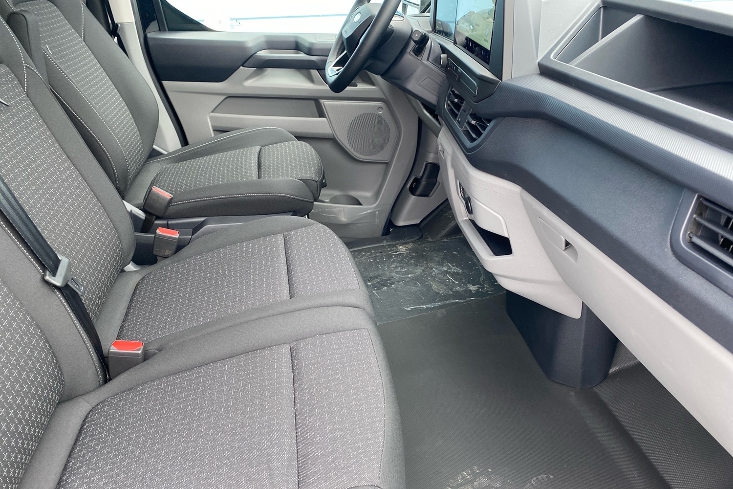 heti ajoon Ford Transit Custom