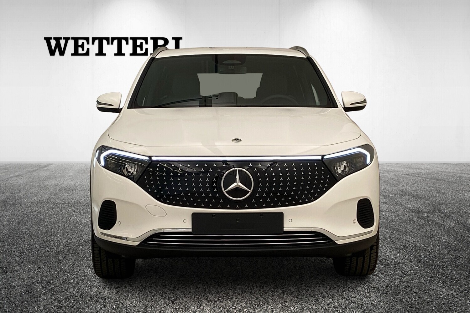 heti ajoon Mercedes-Benz EQA