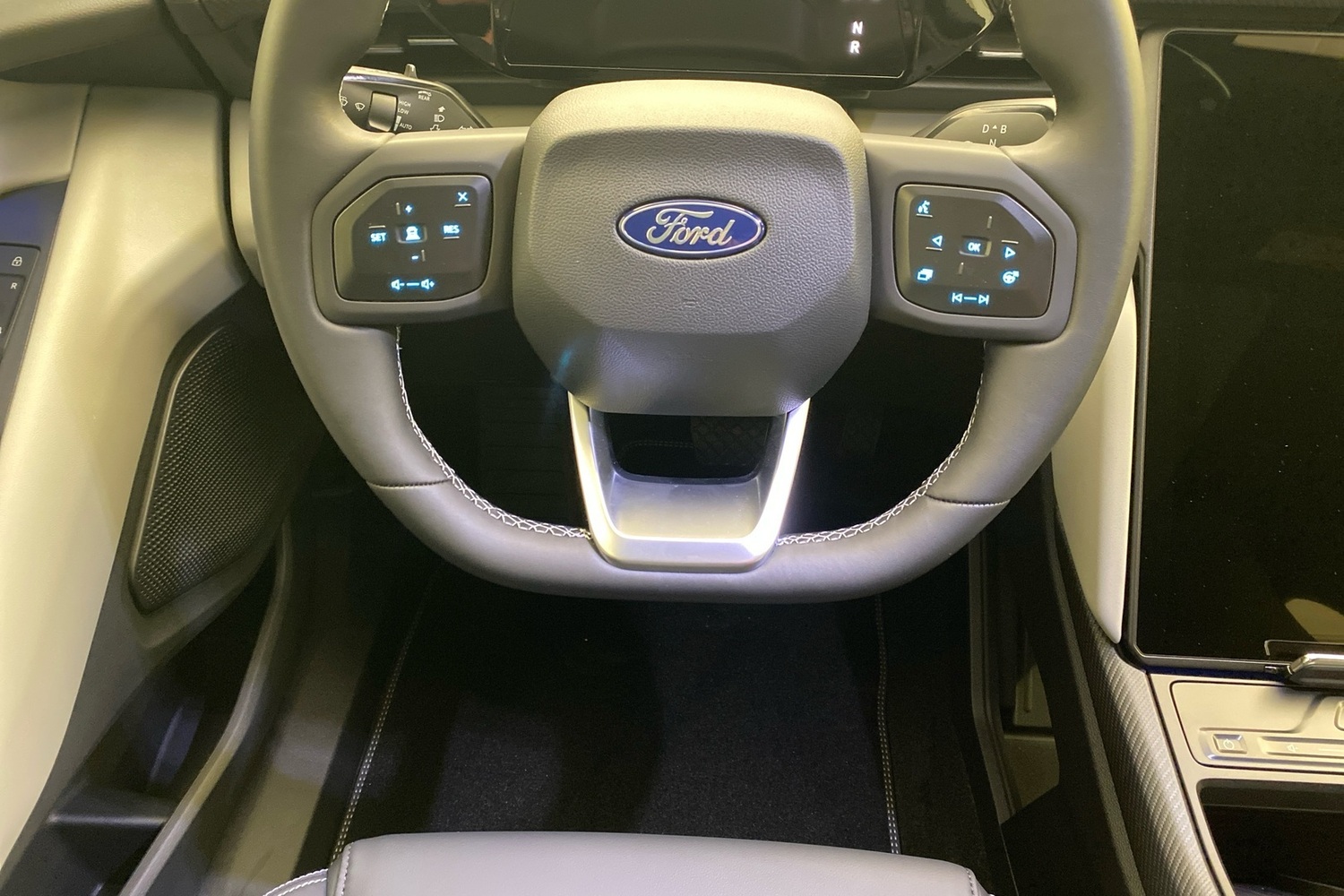 heti ajoon Ford USA Explorer