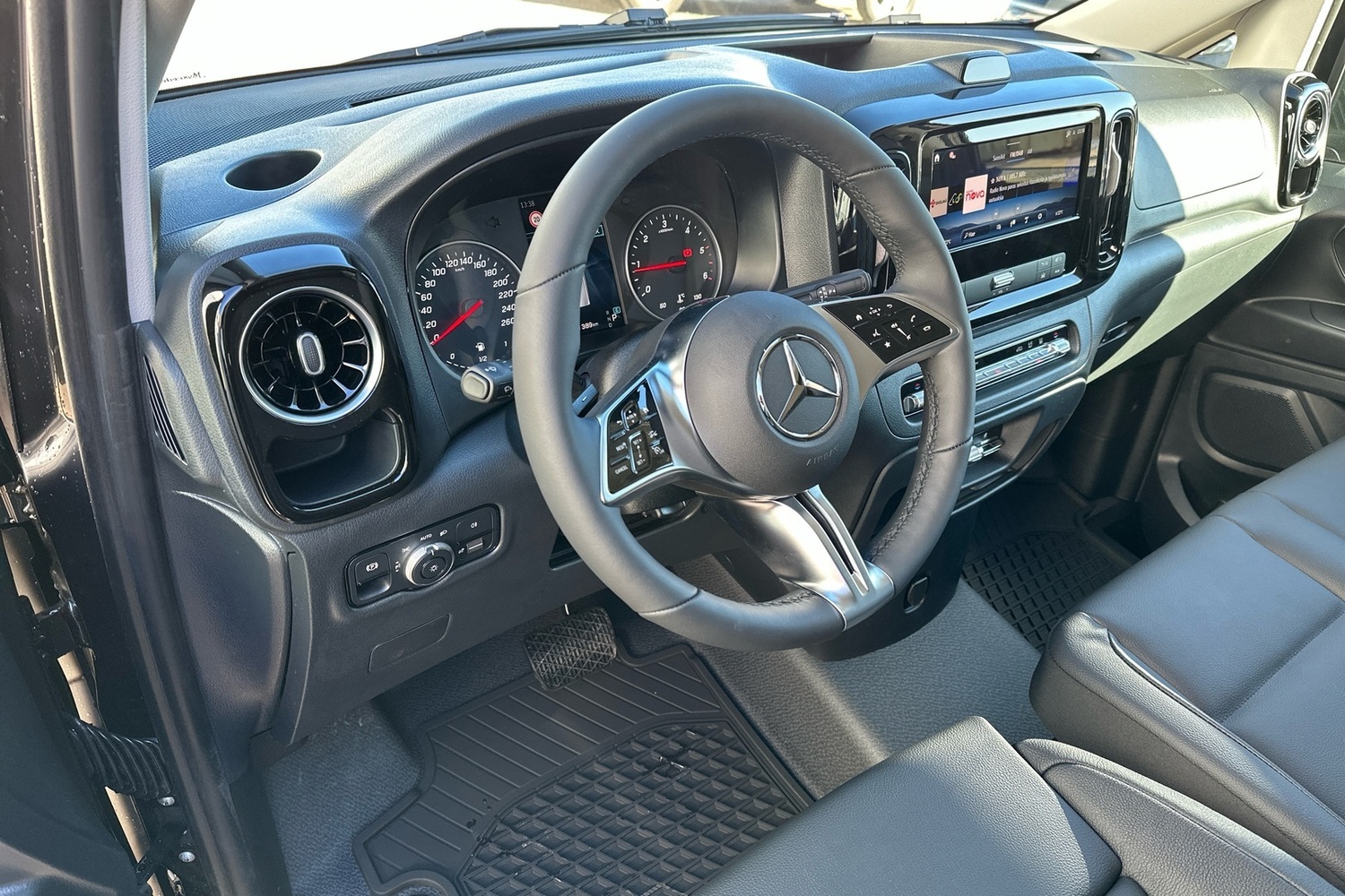 heti ajoon Mercedes-Benz Vito