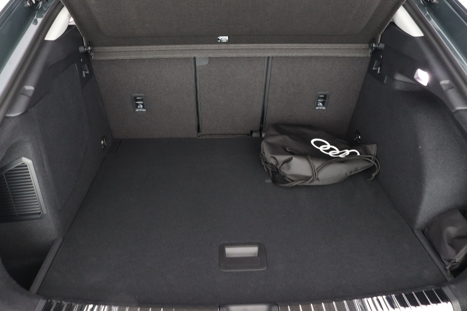 heti ajoon Audi Q3