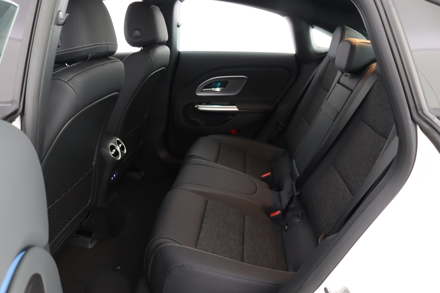 heti ajoon Mercedes-Benz CLA-sarja