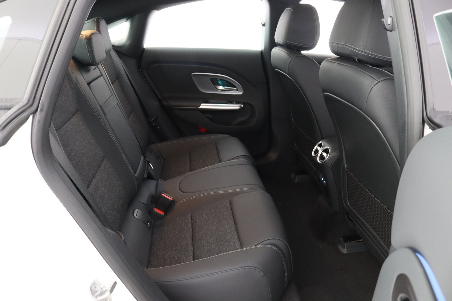 heti ajoon Mercedes-Benz CLA-sarja
