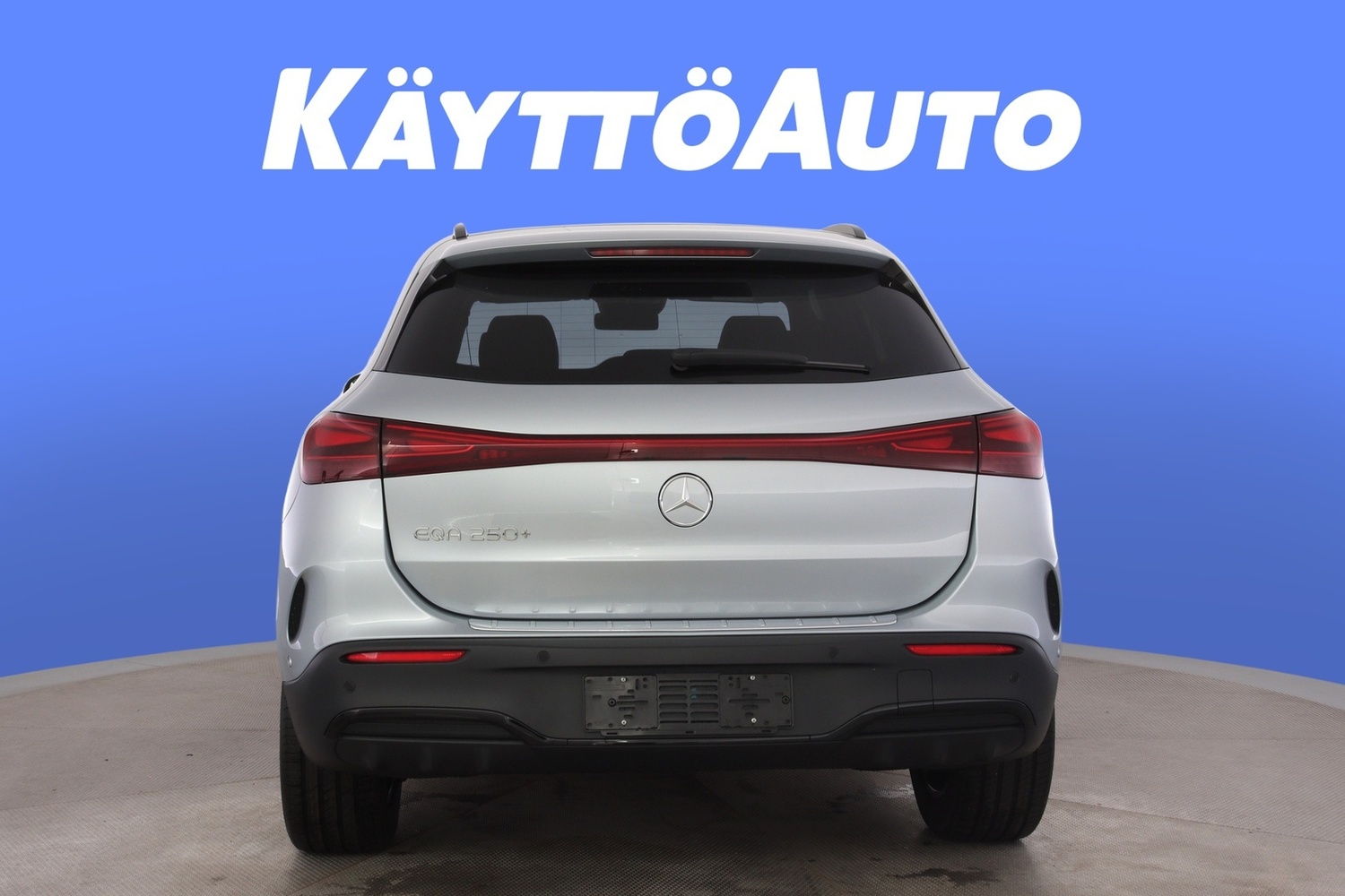 heti ajoon Mercedes-Benz EQA