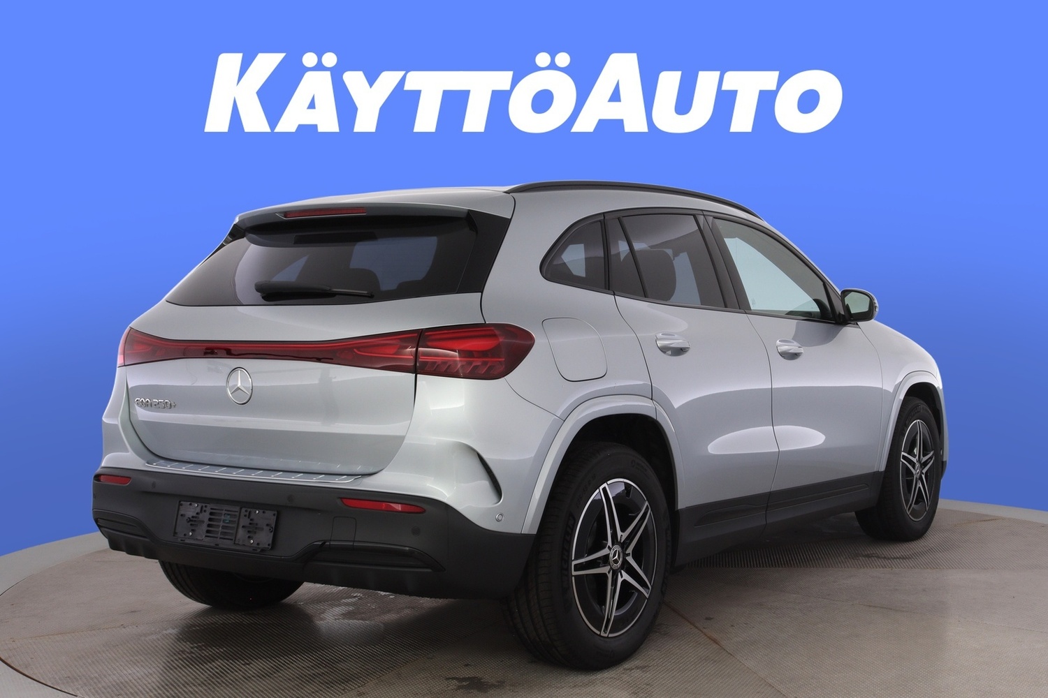 heti ajoon Mercedes-Benz EQA