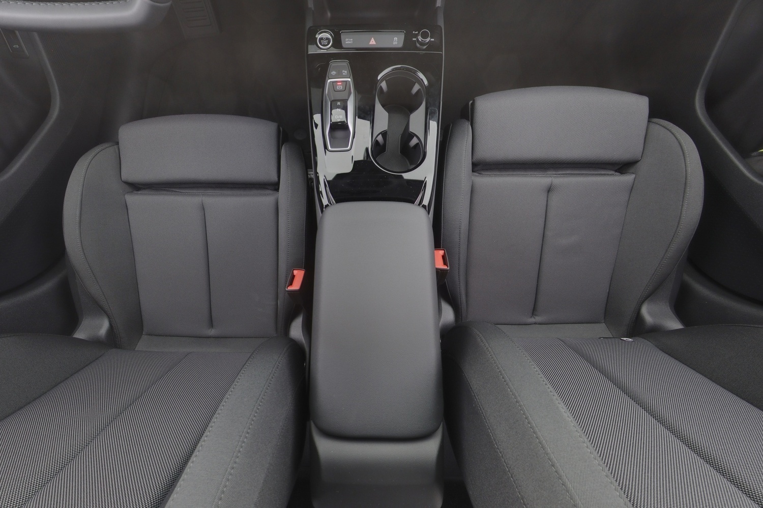 heti ajoon Audi A6 e-tron