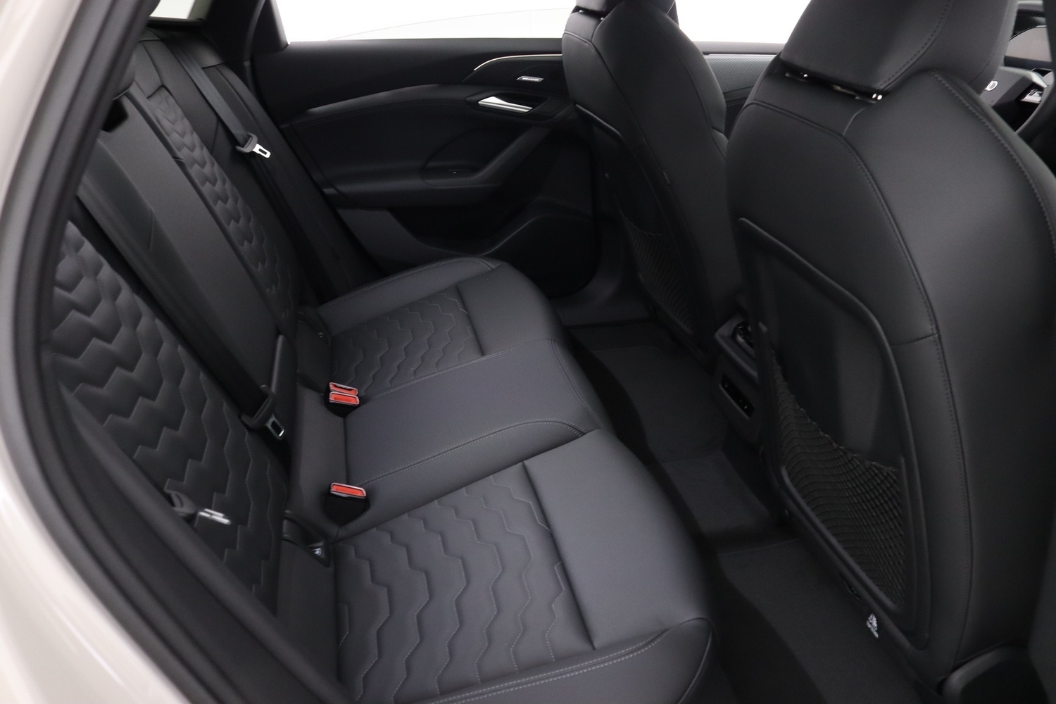 heti ajoon Audi A6 e-tron