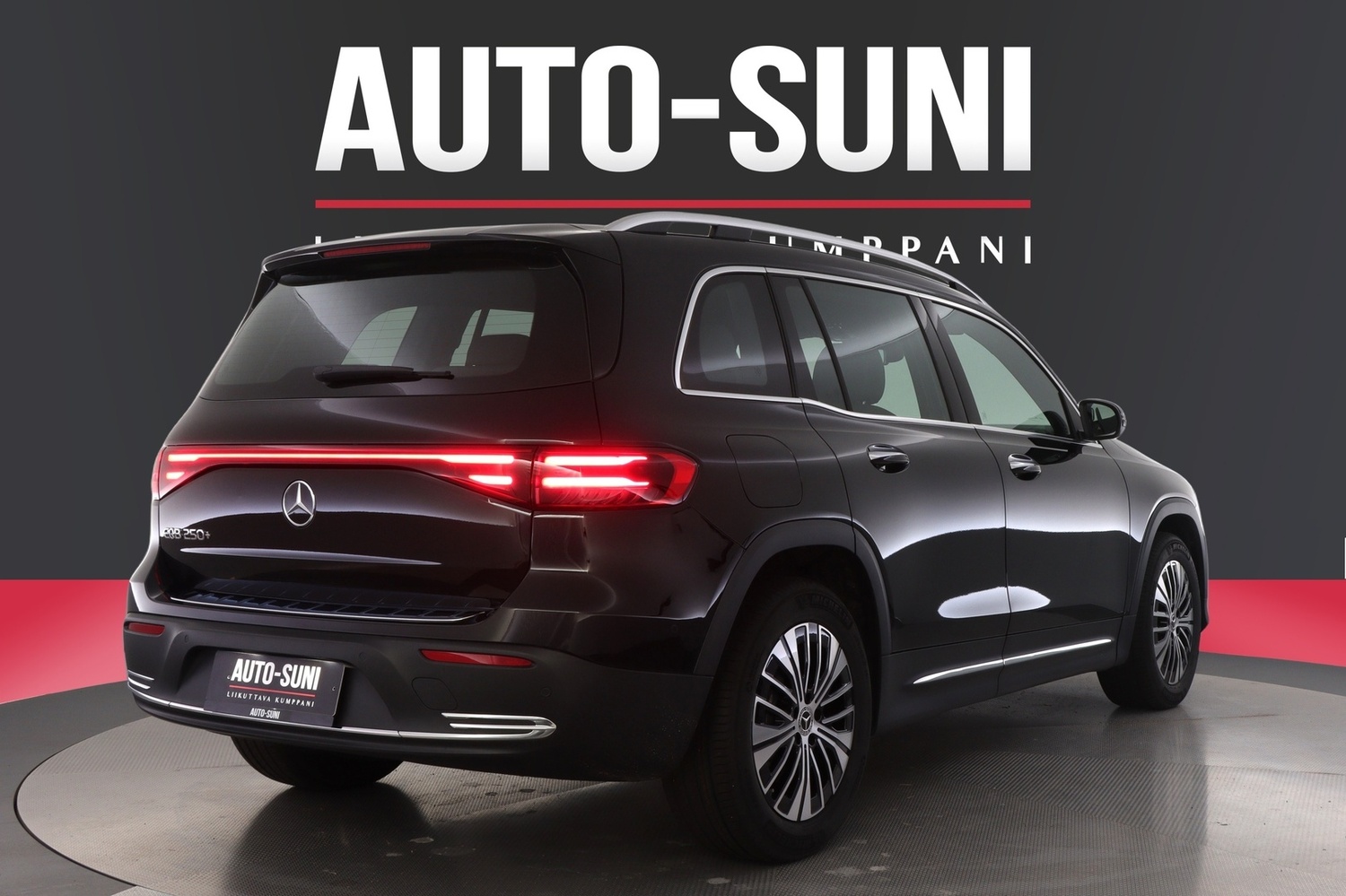heti ajoon Mercedes-Benz EQB