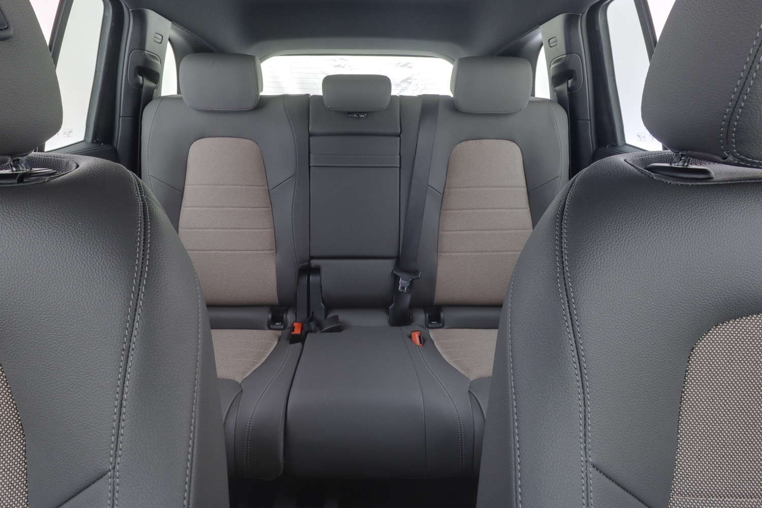 heti ajoon Mercedes-Benz EQB