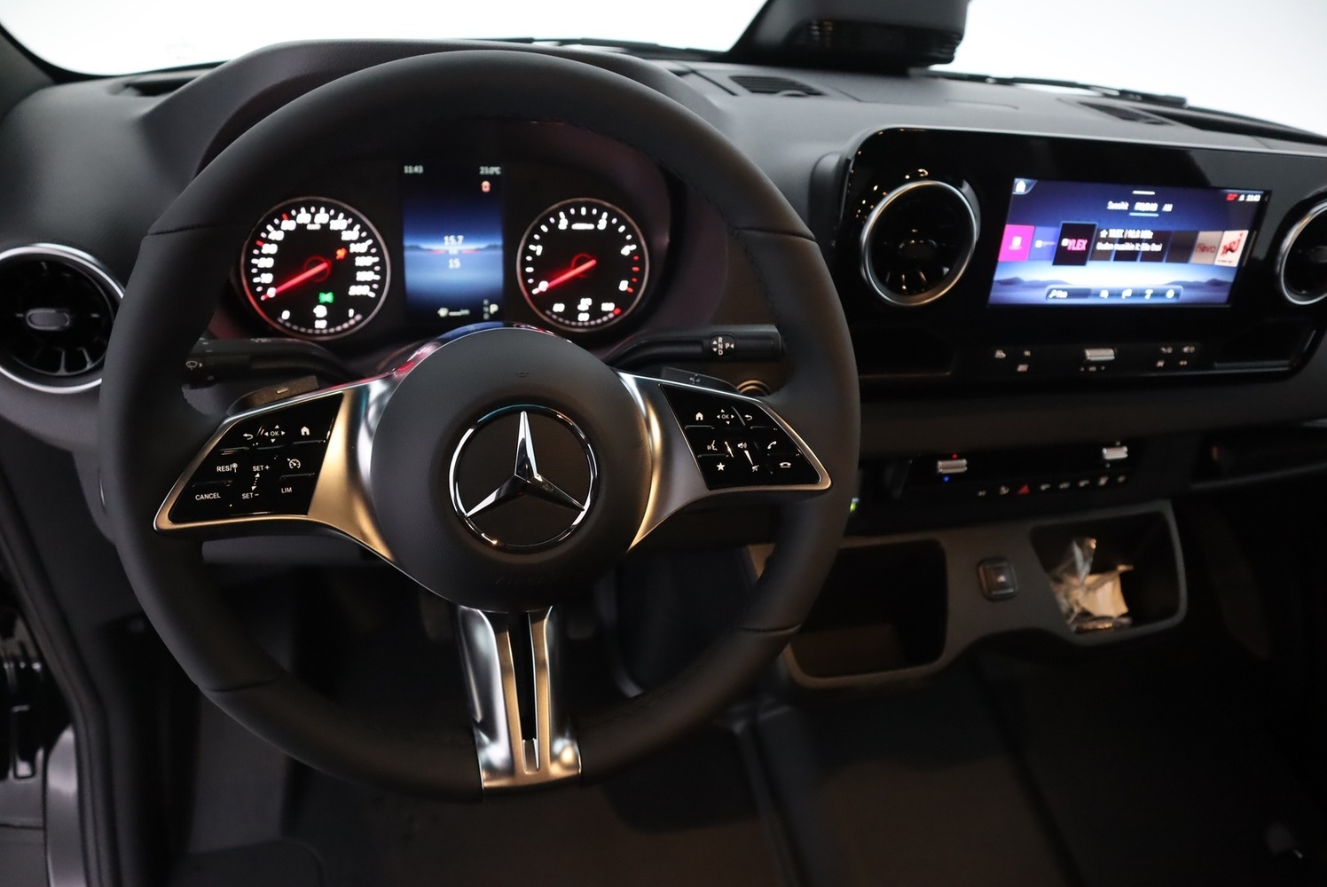 heti ajoon Mercedes-Benz Sprinter