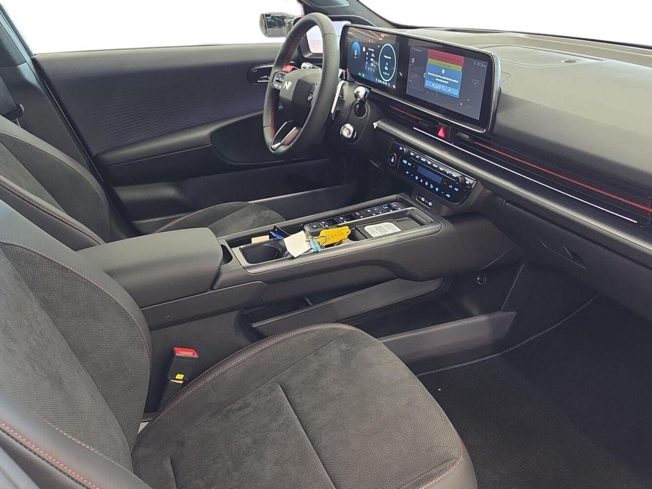 heti ajoon Hyundai IONIQ 6