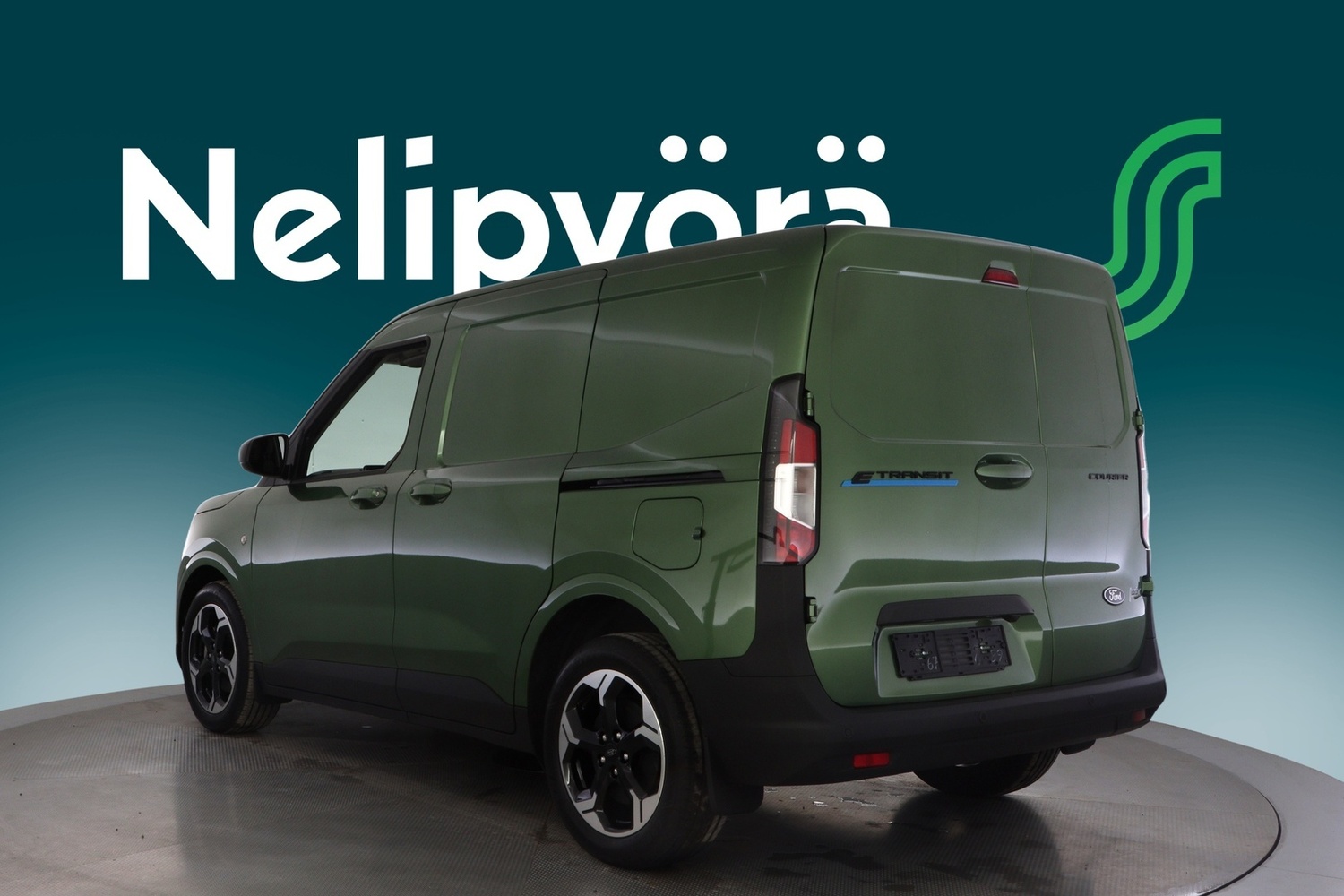 heti ajoon Ford Transit Courier
