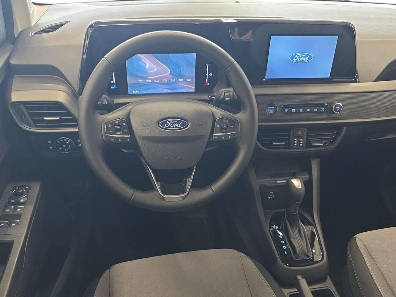 heti ajoon Ford Tourneo Courier