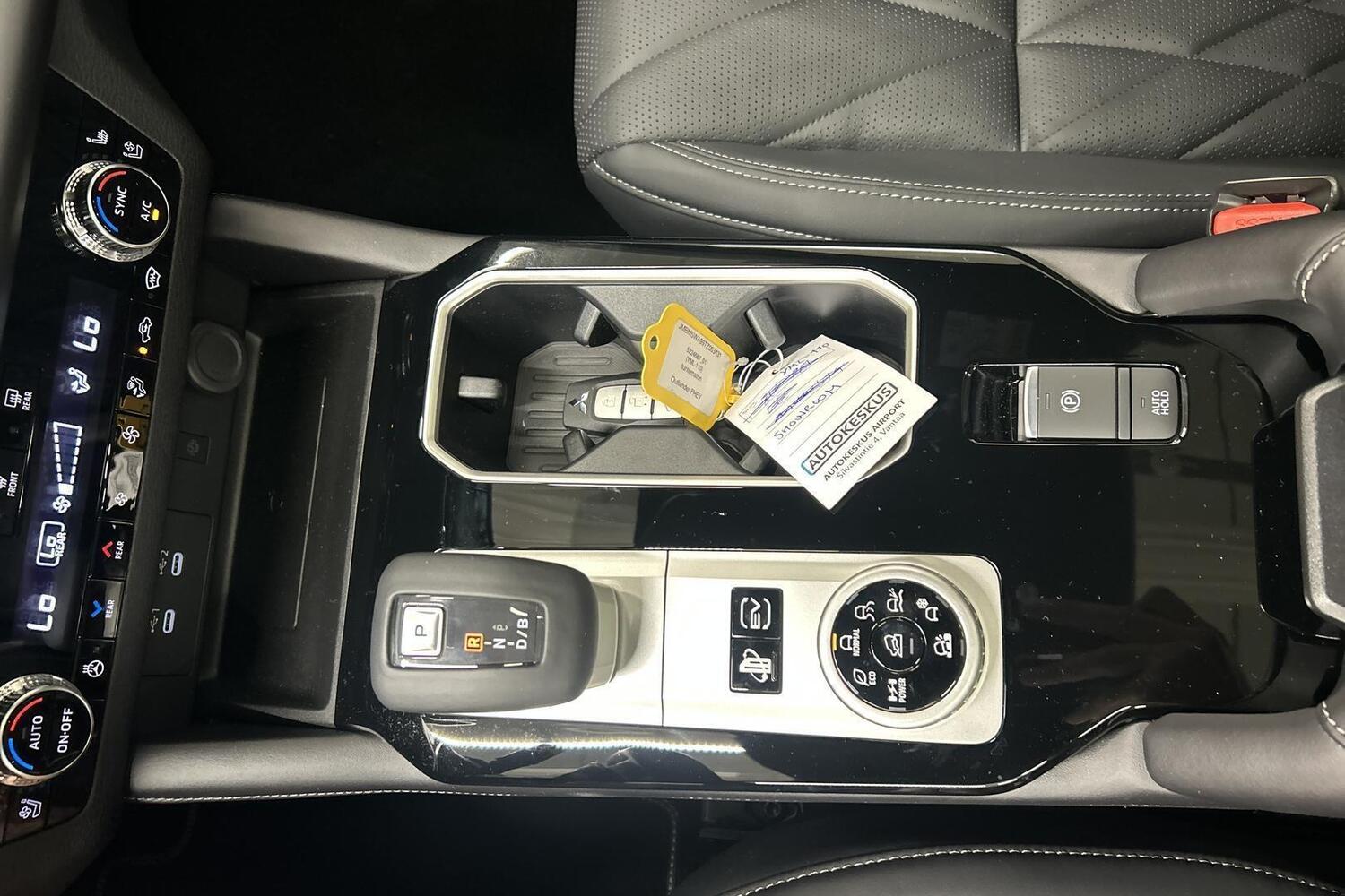 heti ajoon Mitsubishi Outlander
