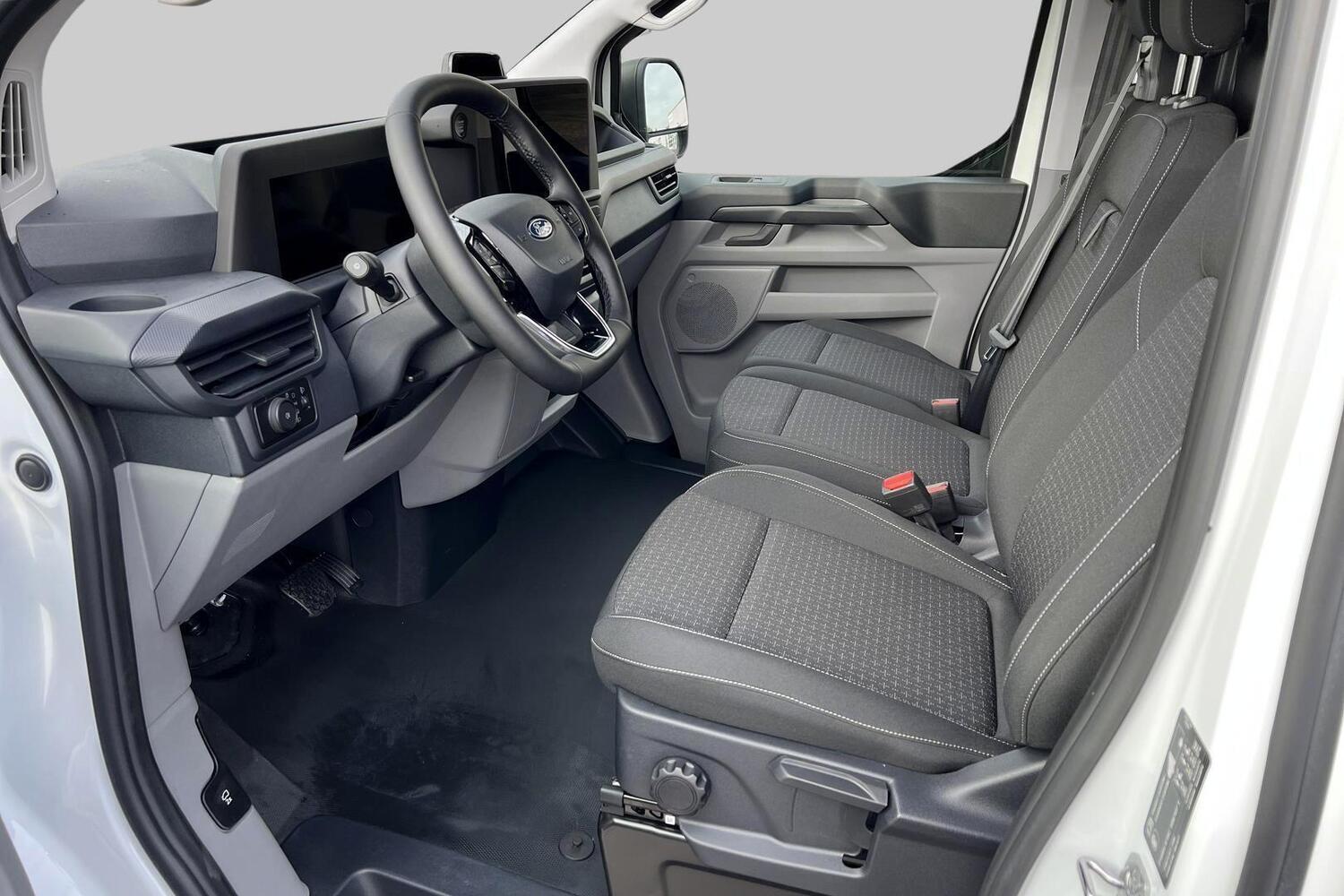 heti ajoon Ford Transit Custom