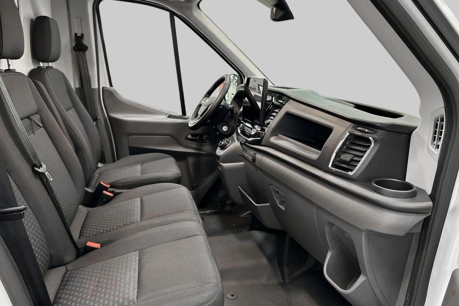 heti ajoon Ford Transit