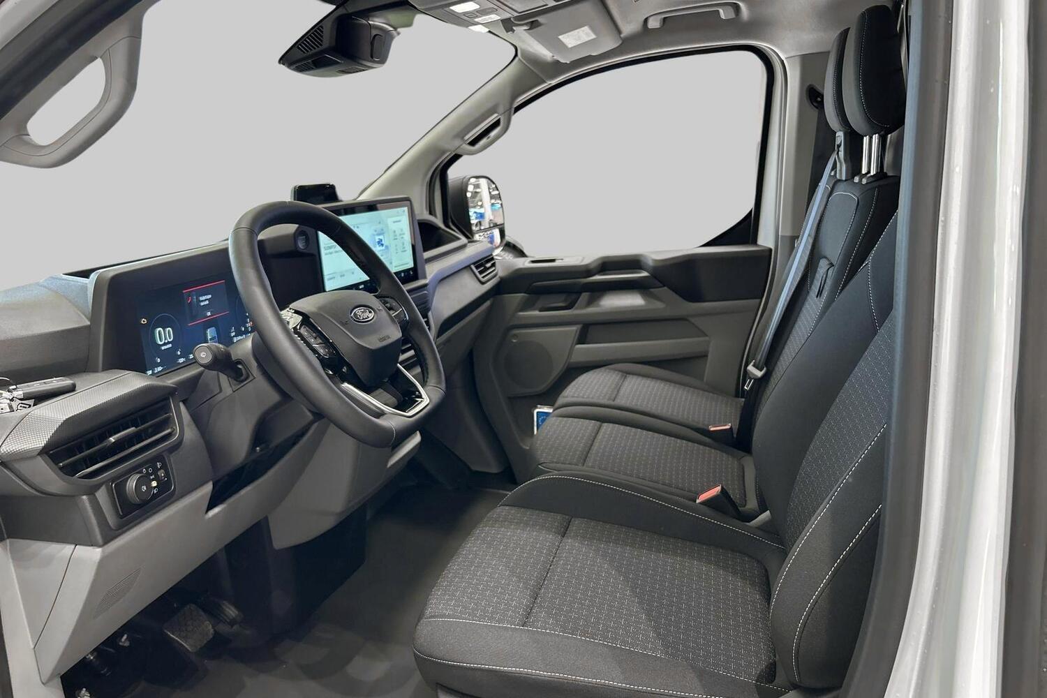 heti ajoon Ford Transit Custom