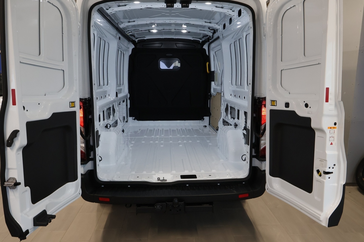 heti ajoon Ford Transit