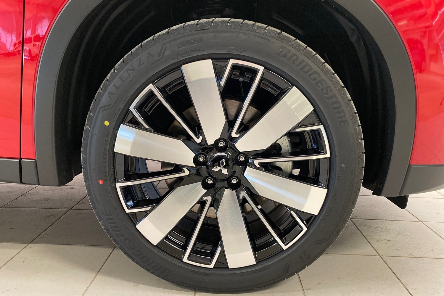 heti ajoon Mitsubishi Outlander