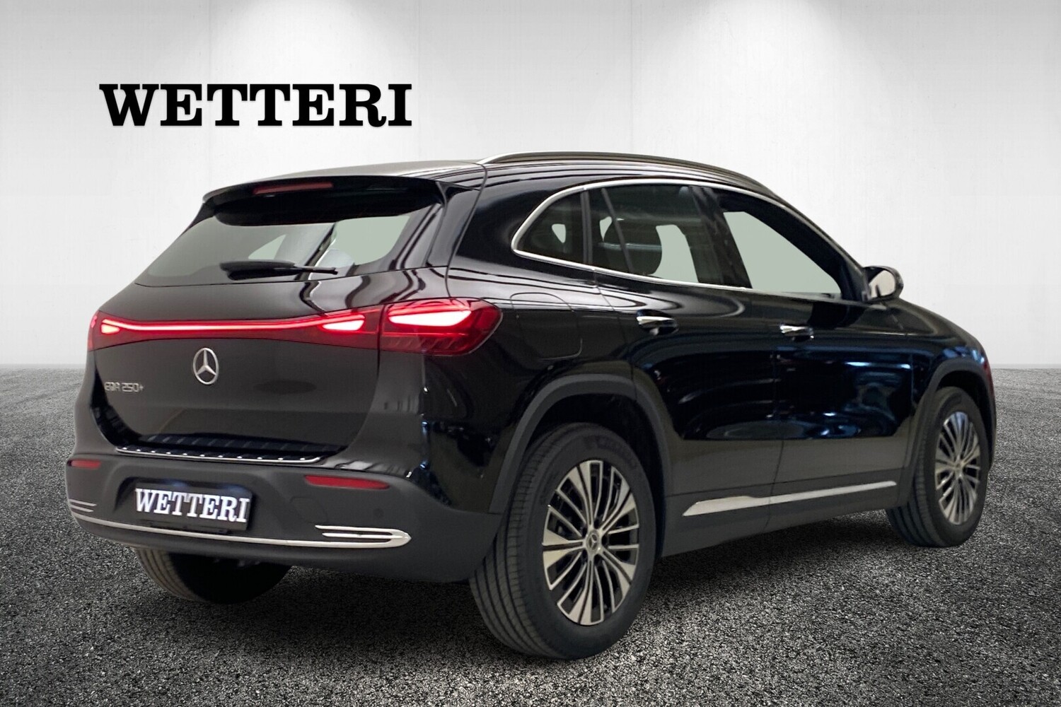 heti ajoon Mercedes-Benz EQA