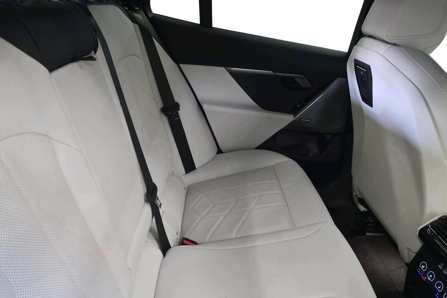 heti ajoon BMW i5