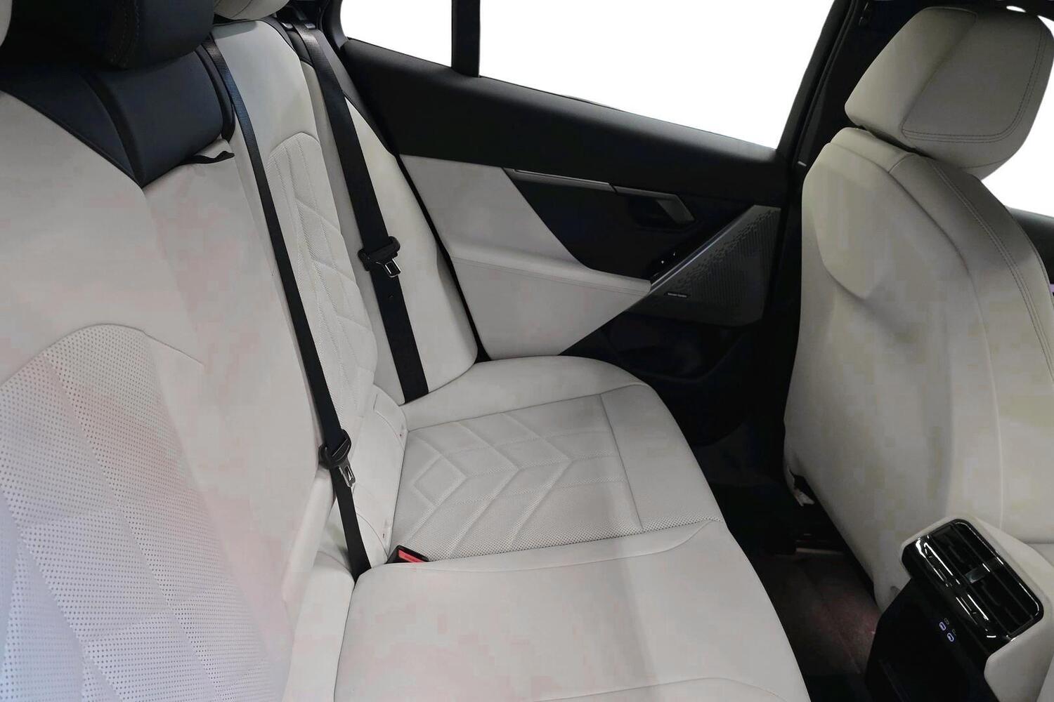heti ajoon BMW i5