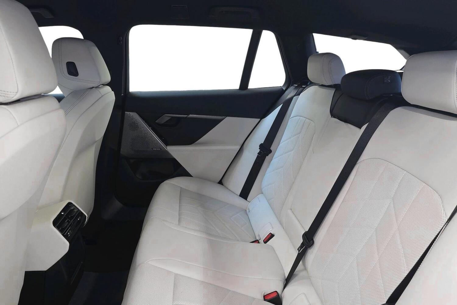 heti ajoon BMW i5