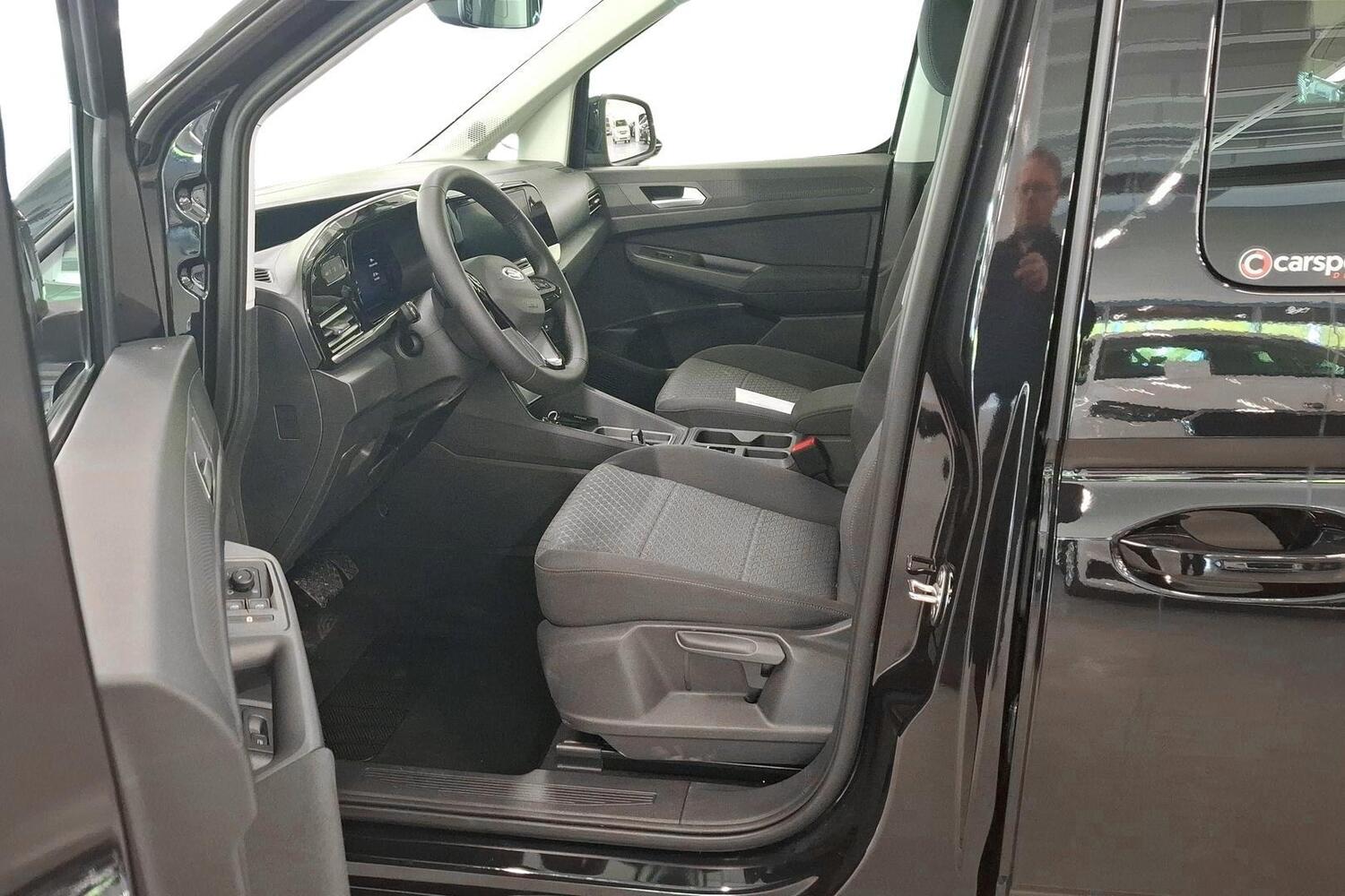 heti ajoon Ford Grand Tourneo Connect