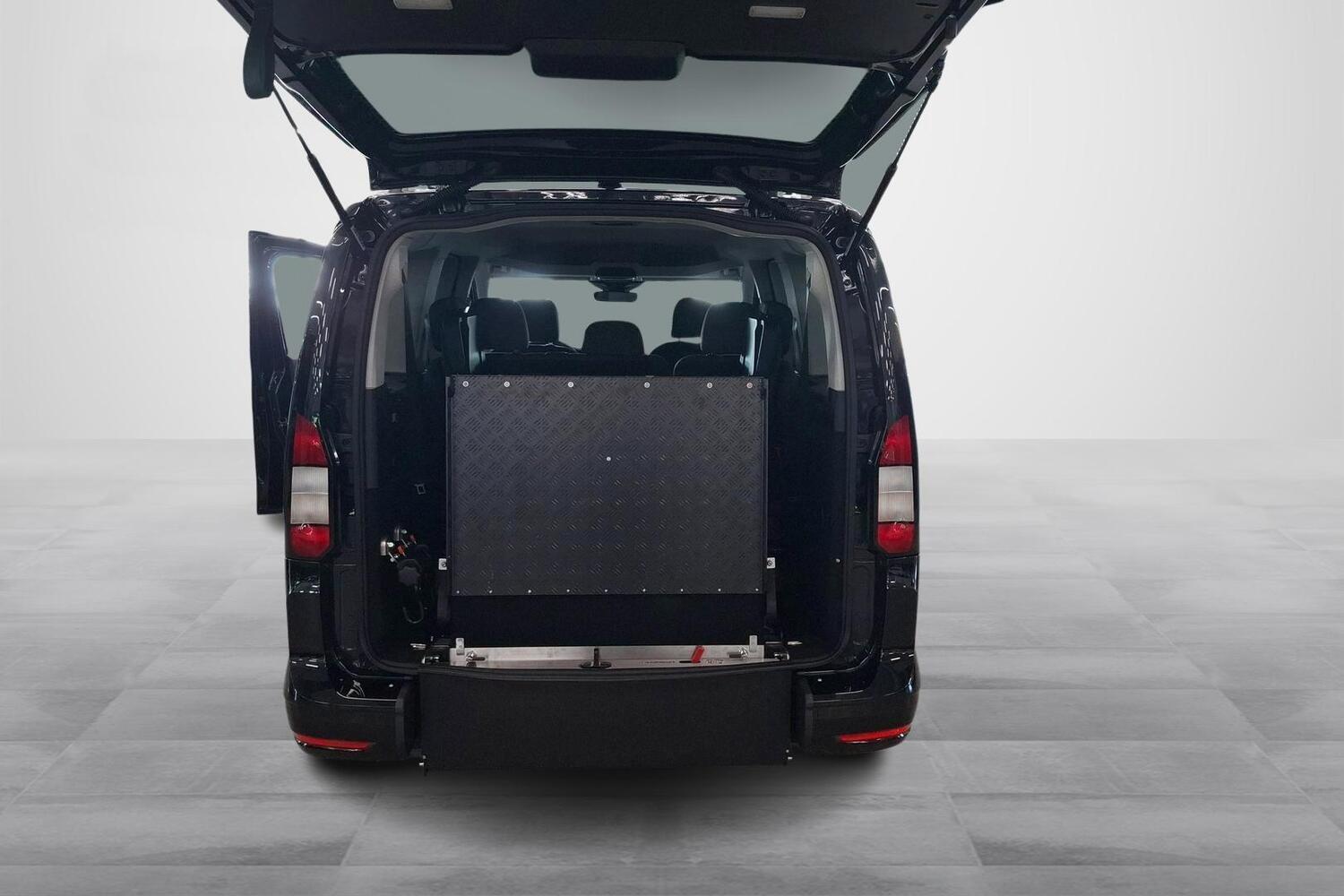 heti ajoon Ford Grand Tourneo Connect