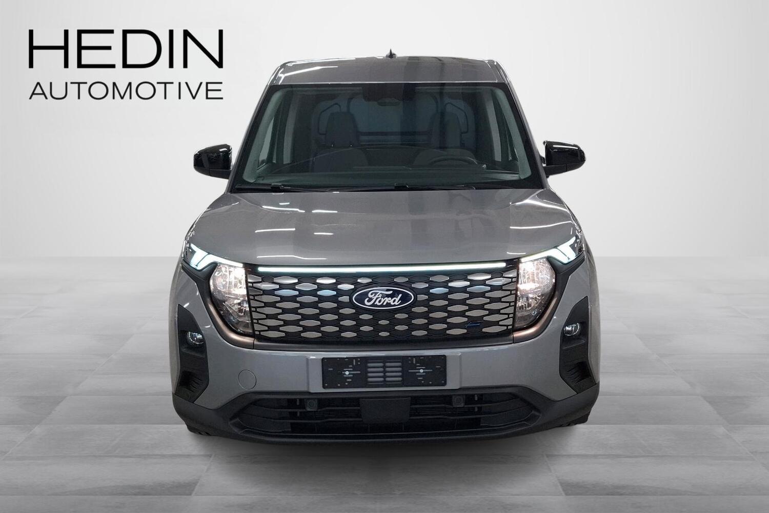 heti ajoon Ford Transit Courier