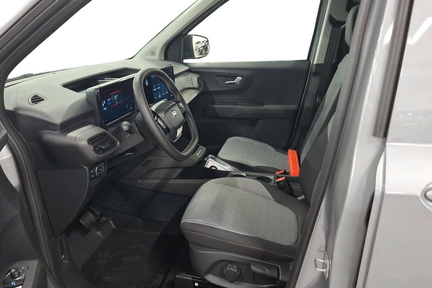heti ajoon Ford Transit Courier