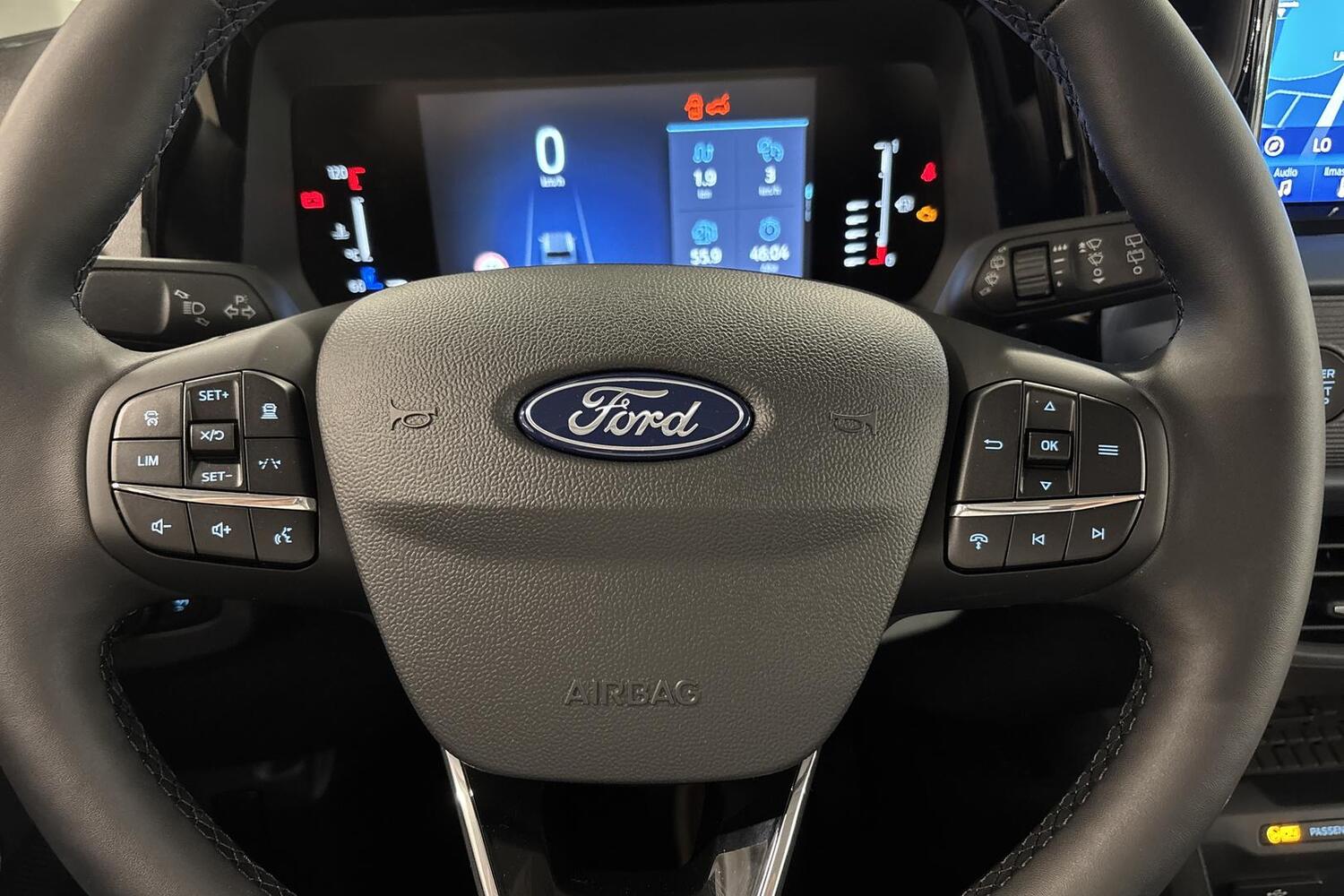 heti ajoon Ford Tourneo Courier