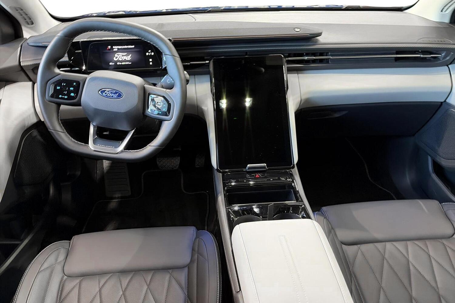 heti ajoon Ford USA Explorer