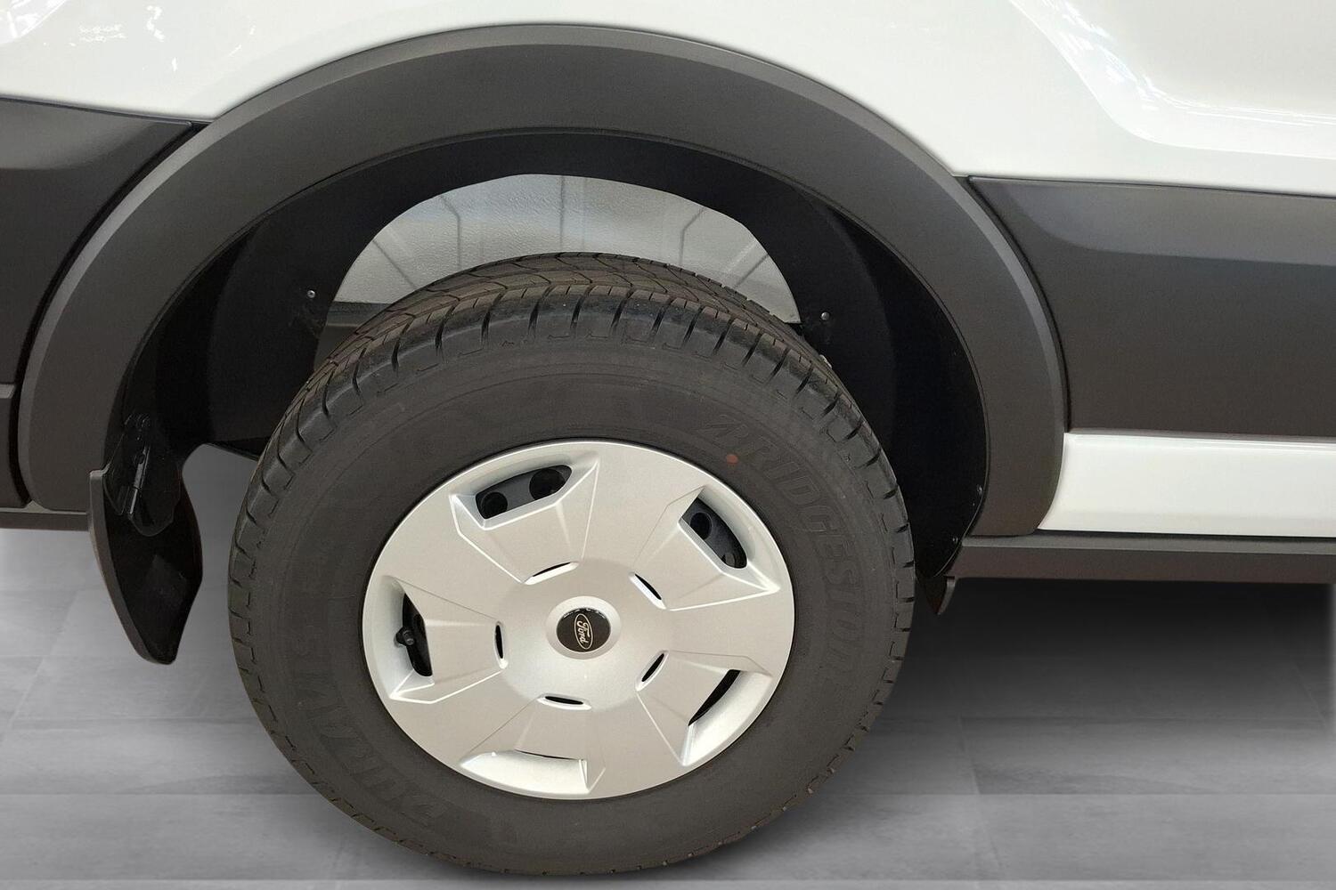 heti ajoon Ford Transit