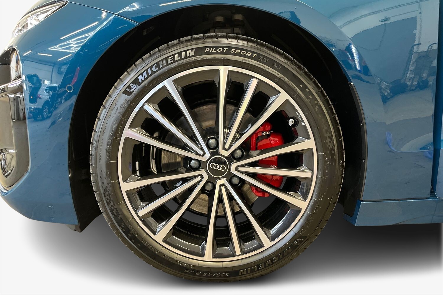 heti ajoon Audi A6 e-tron