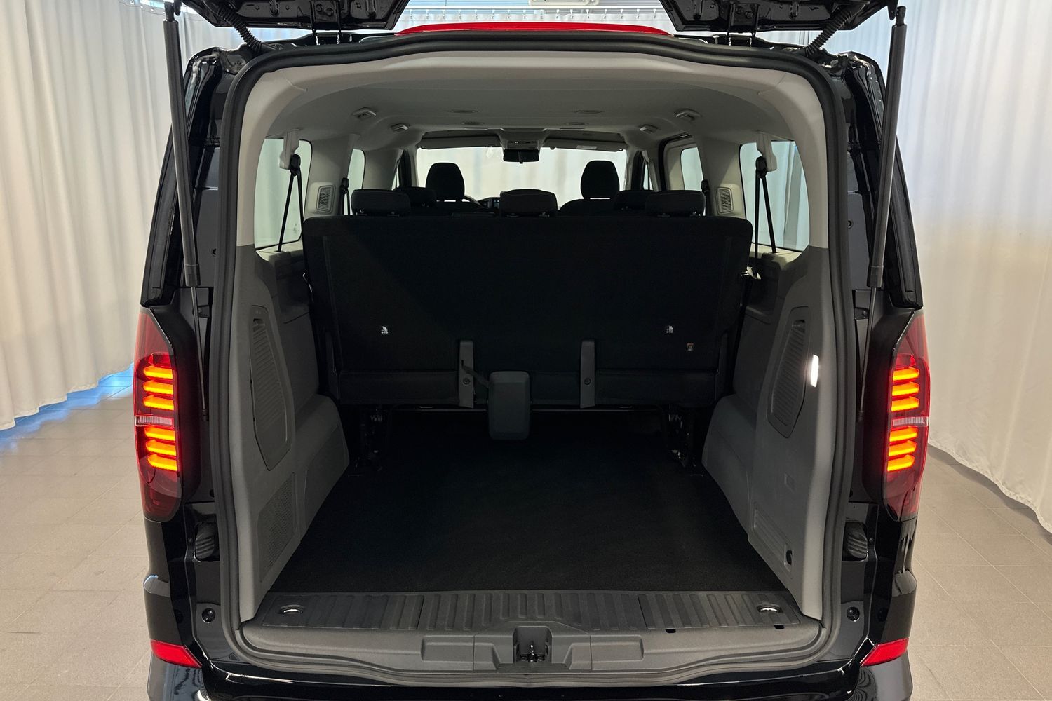 heti ajoon Volkswagen Caravelle