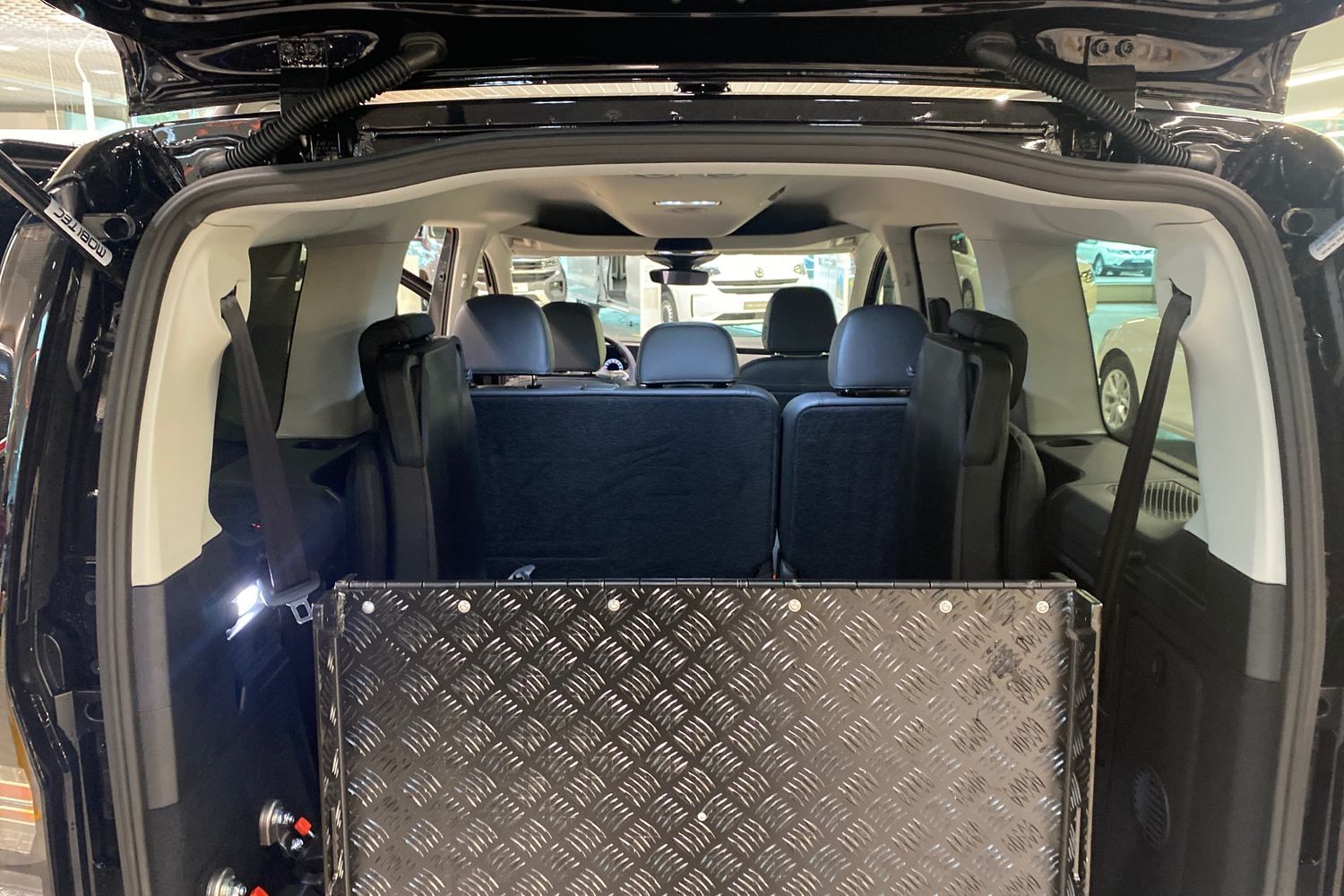 heti ajoon Volkswagen Caddy Maxi