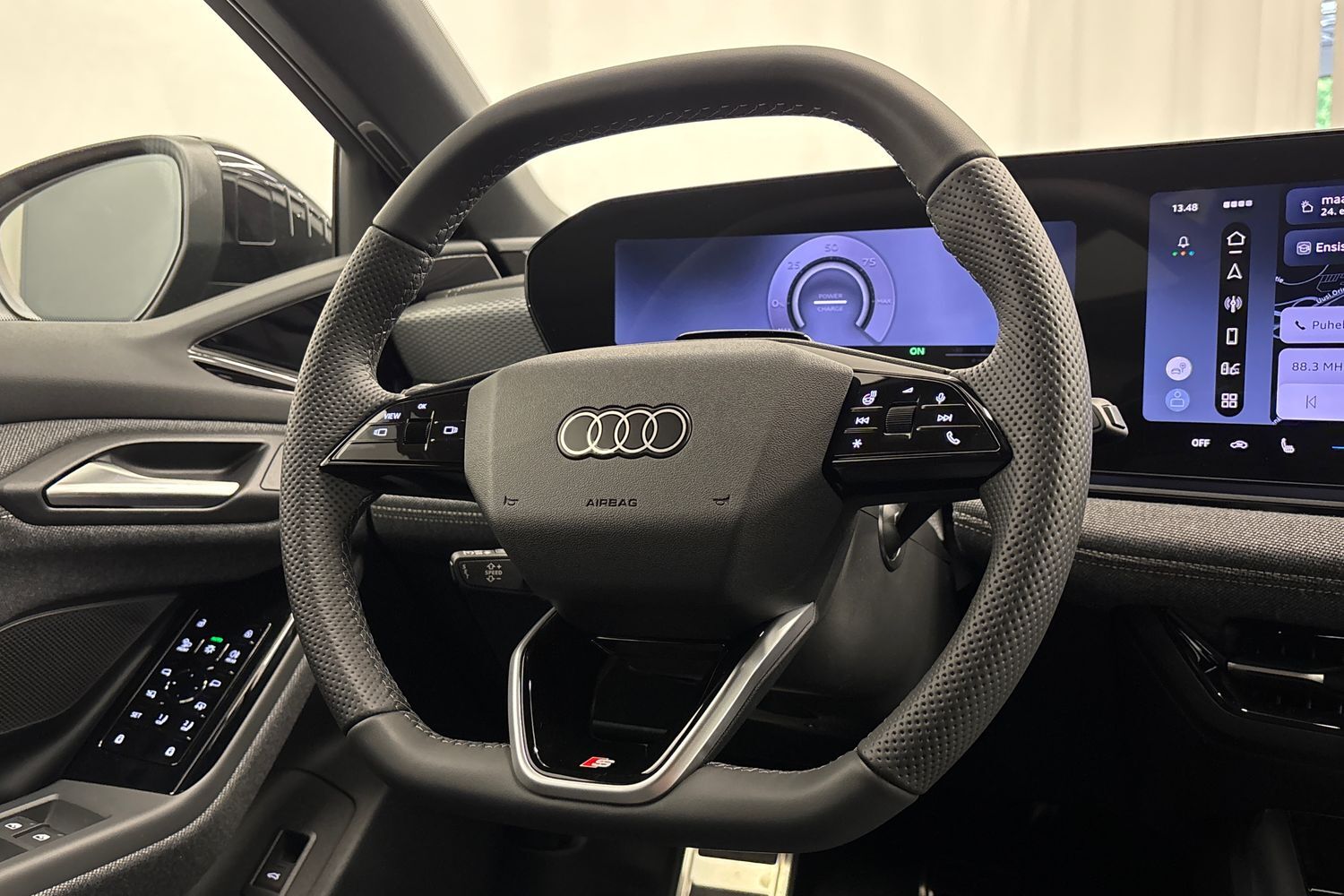 heti ajoon Audi A6 e-tron