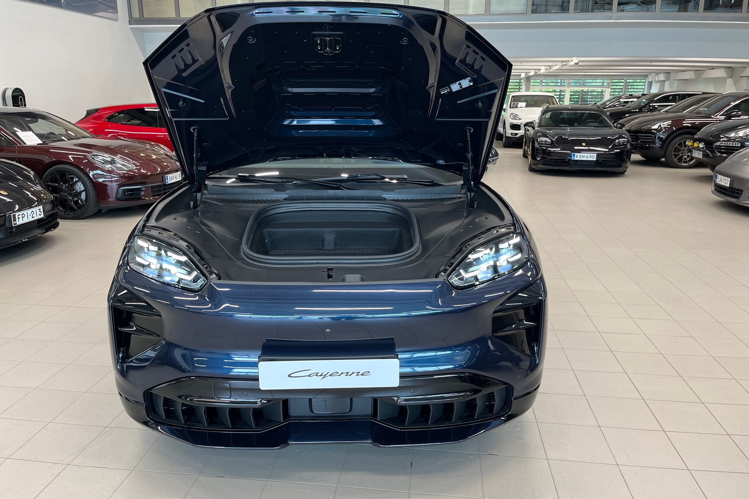 heti ajoon Porsche Cayenne