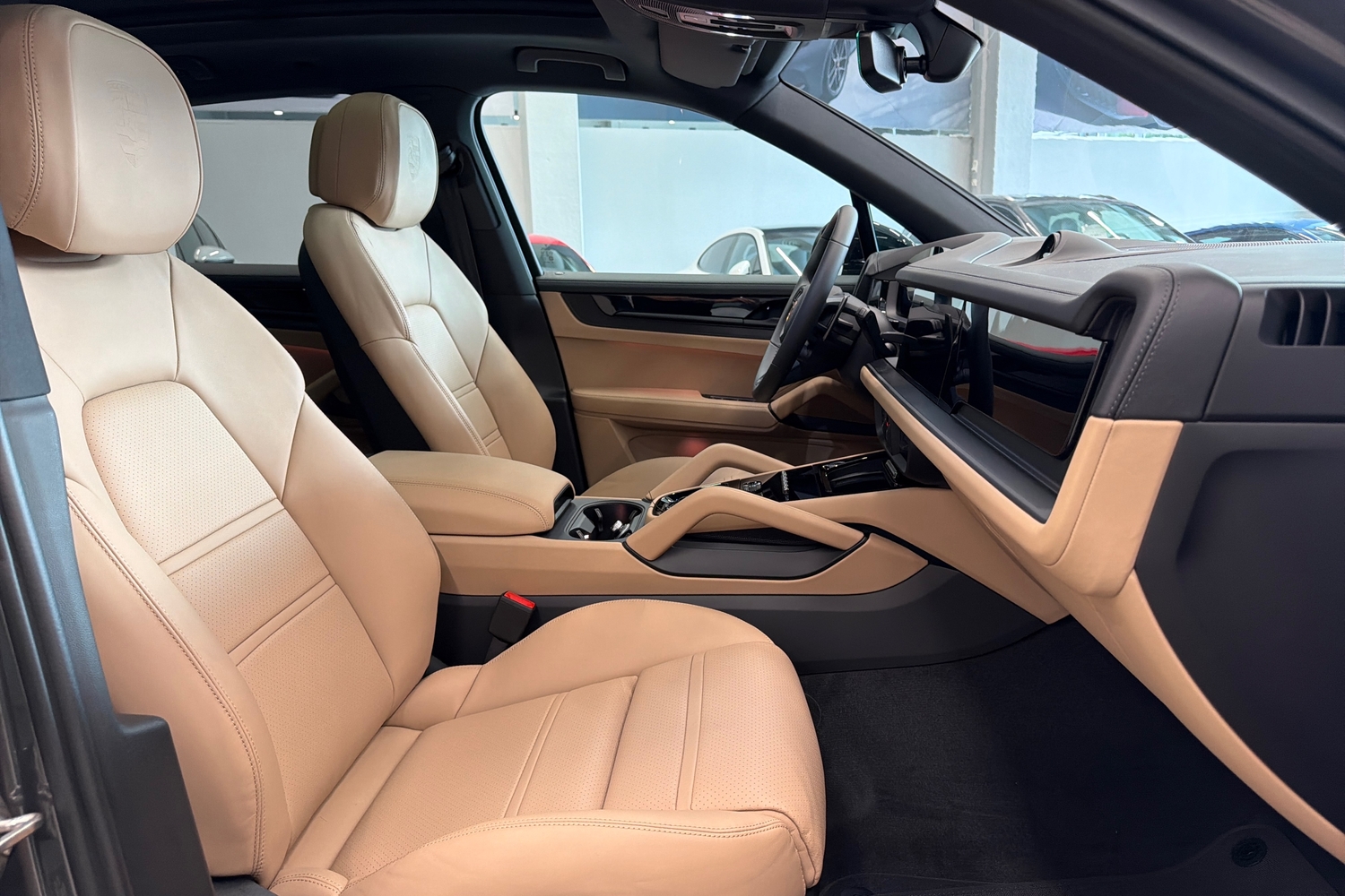 heti ajoon Porsche Cayenne