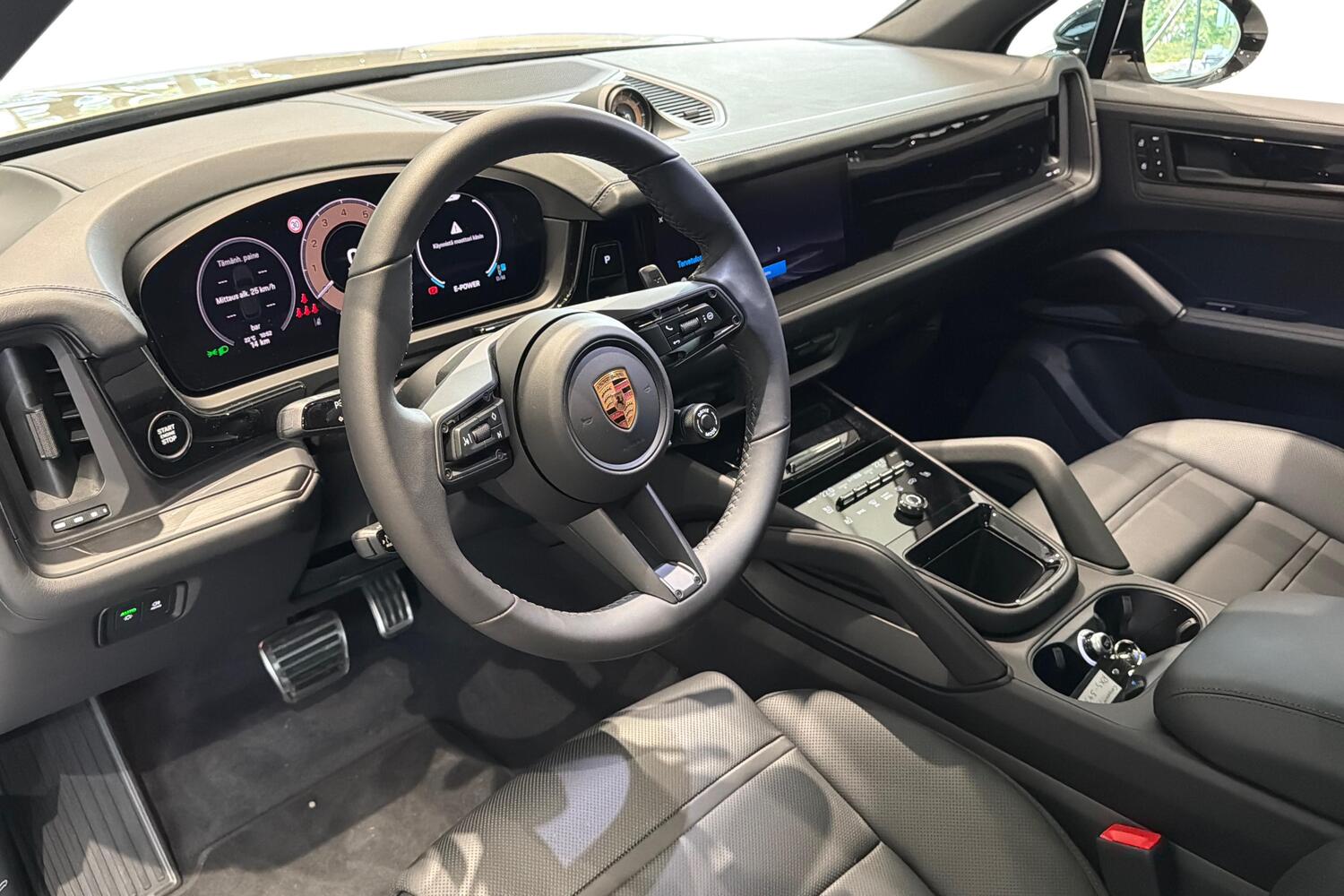heti ajoon Porsche Cayenne