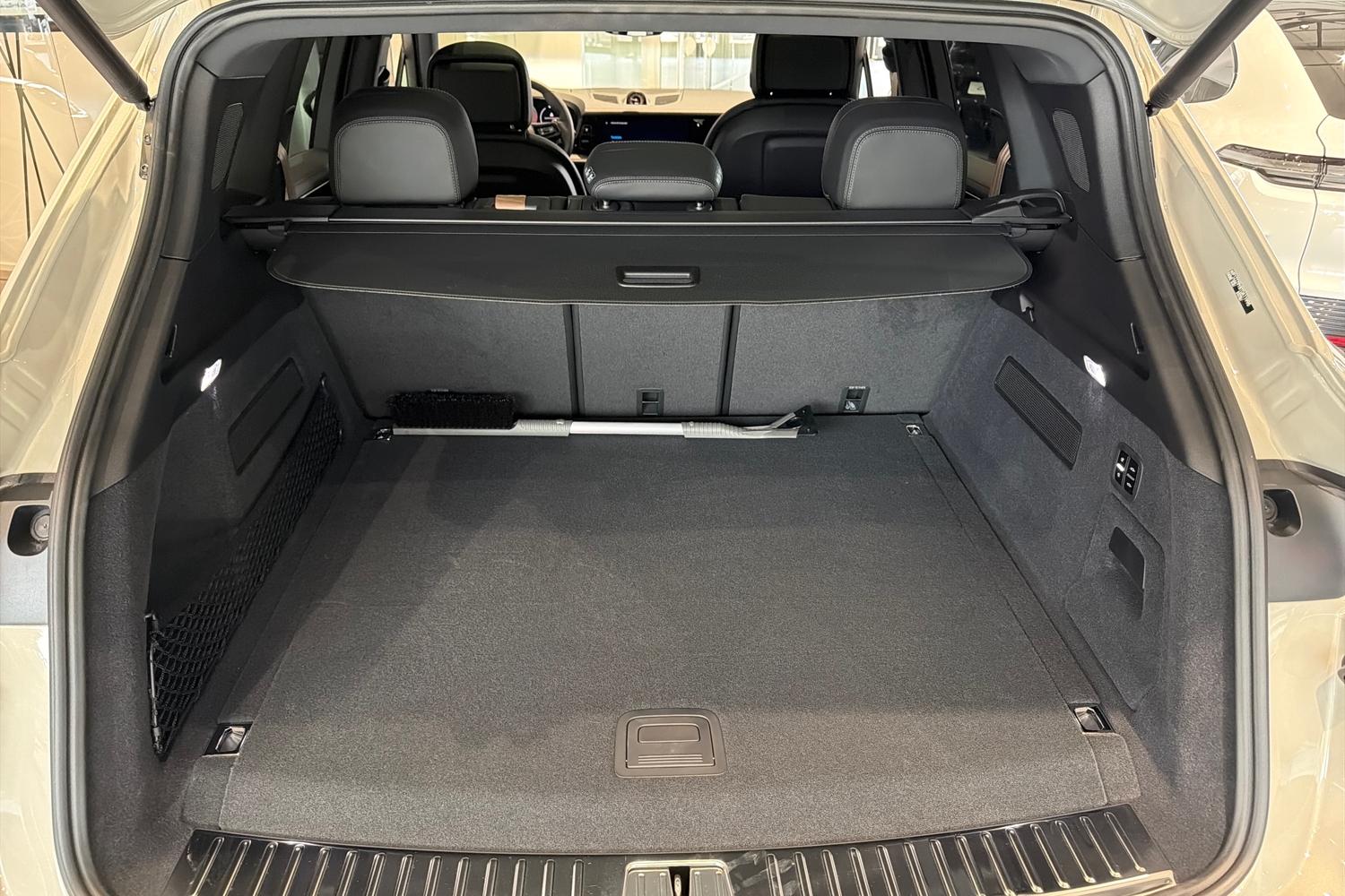 heti ajoon Porsche Cayenne